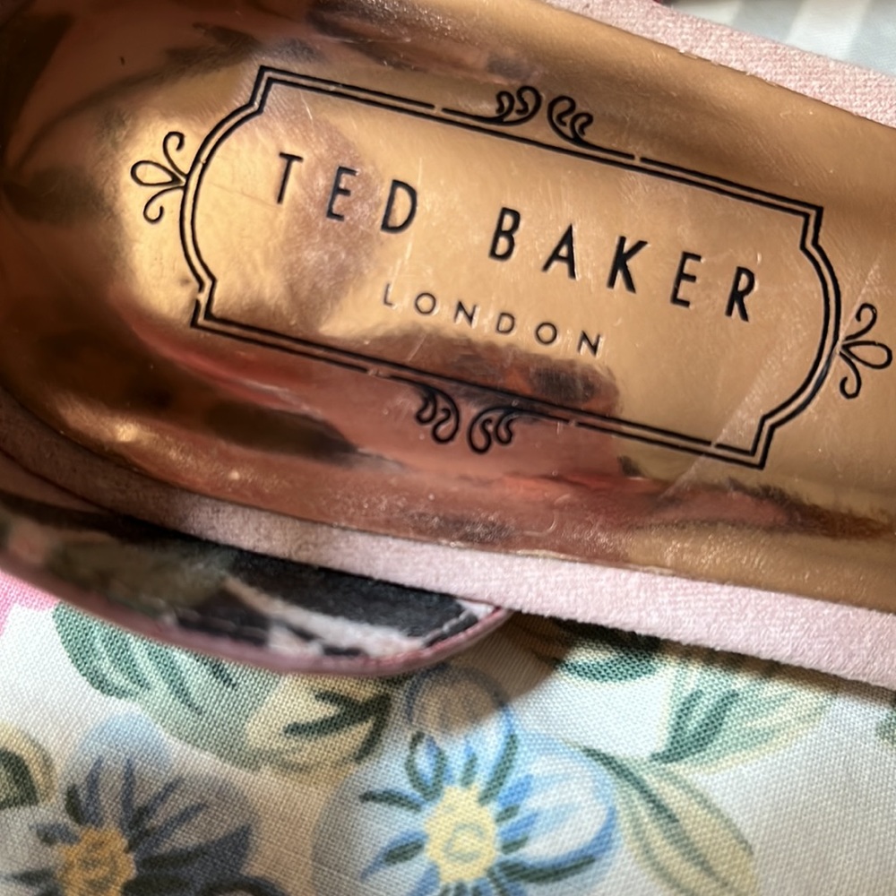 Ted Baker sandals - Picture 2 of 11
